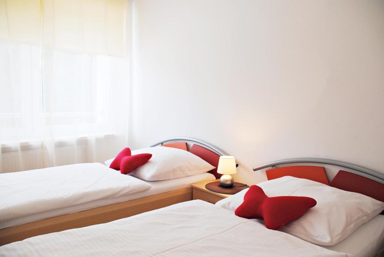 Appartementanlage-Ferienwohnungen Weisse Moewe ザスニッツ エクステリア 写真