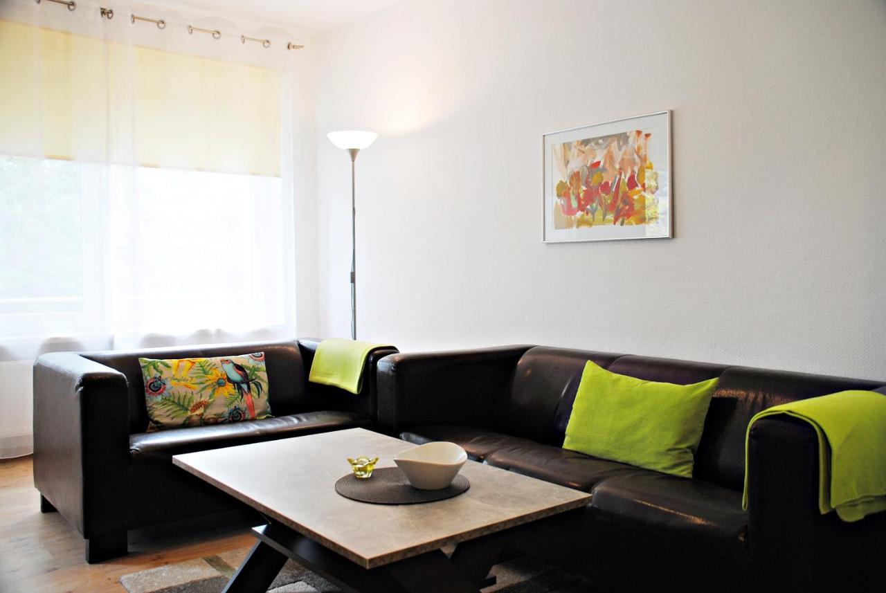 Appartementanlage-Ferienwohnungen Weisse Moewe ザスニッツ エクステリア 写真