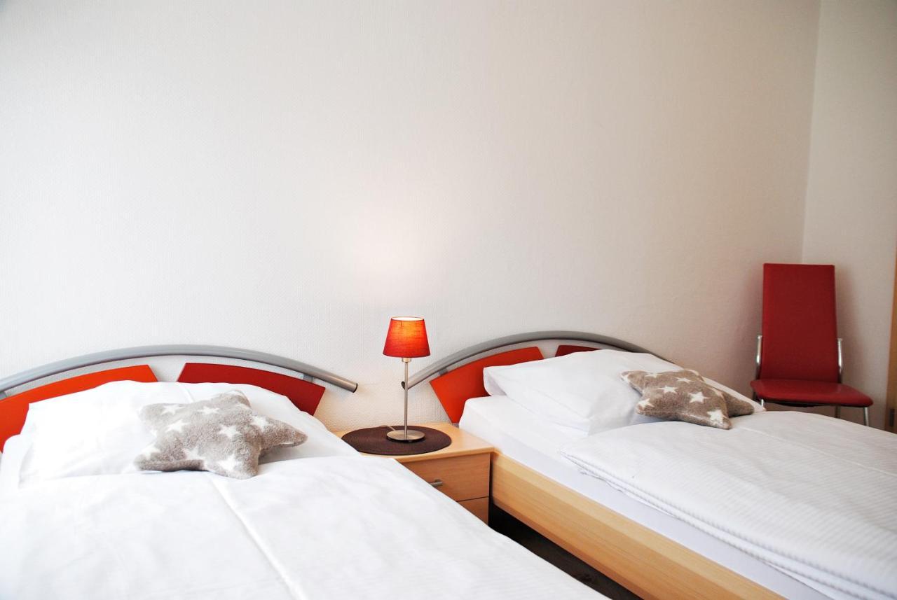 Appartementanlage-Ferienwohnungen Weisse Moewe ザスニッツ エクステリア 写真