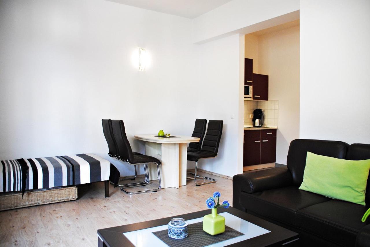 Appartementanlage-Ferienwohnungen Weisse Moewe ザスニッツ エクステリア 写真