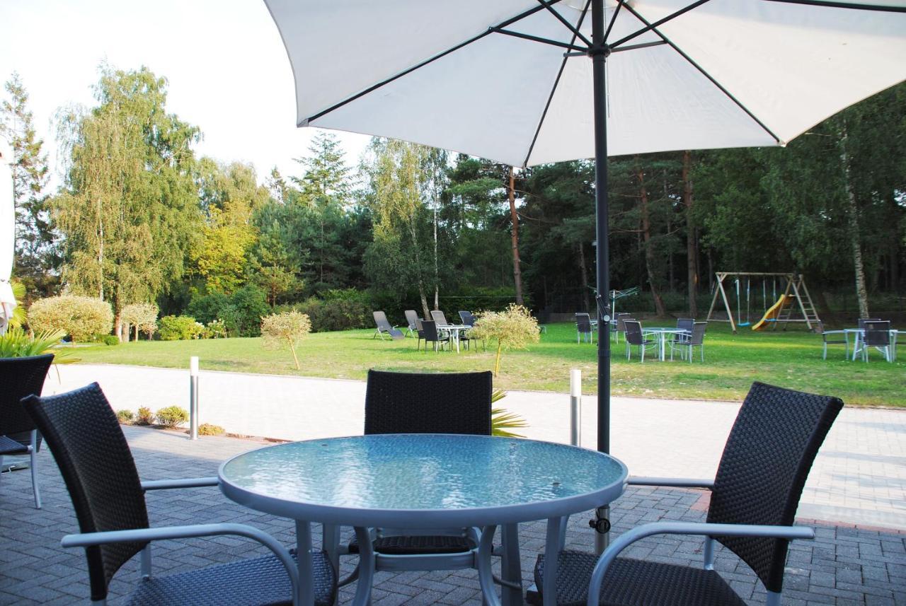 Appartementanlage-Ferienwohnungen Weisse Moewe ザスニッツ エクステリア 写真