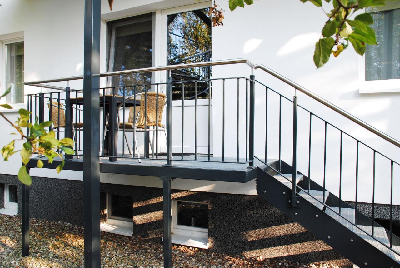 Appartementanlage-Ferienwohnungen Weisse Moewe ザスニッツ エクステリア 写真