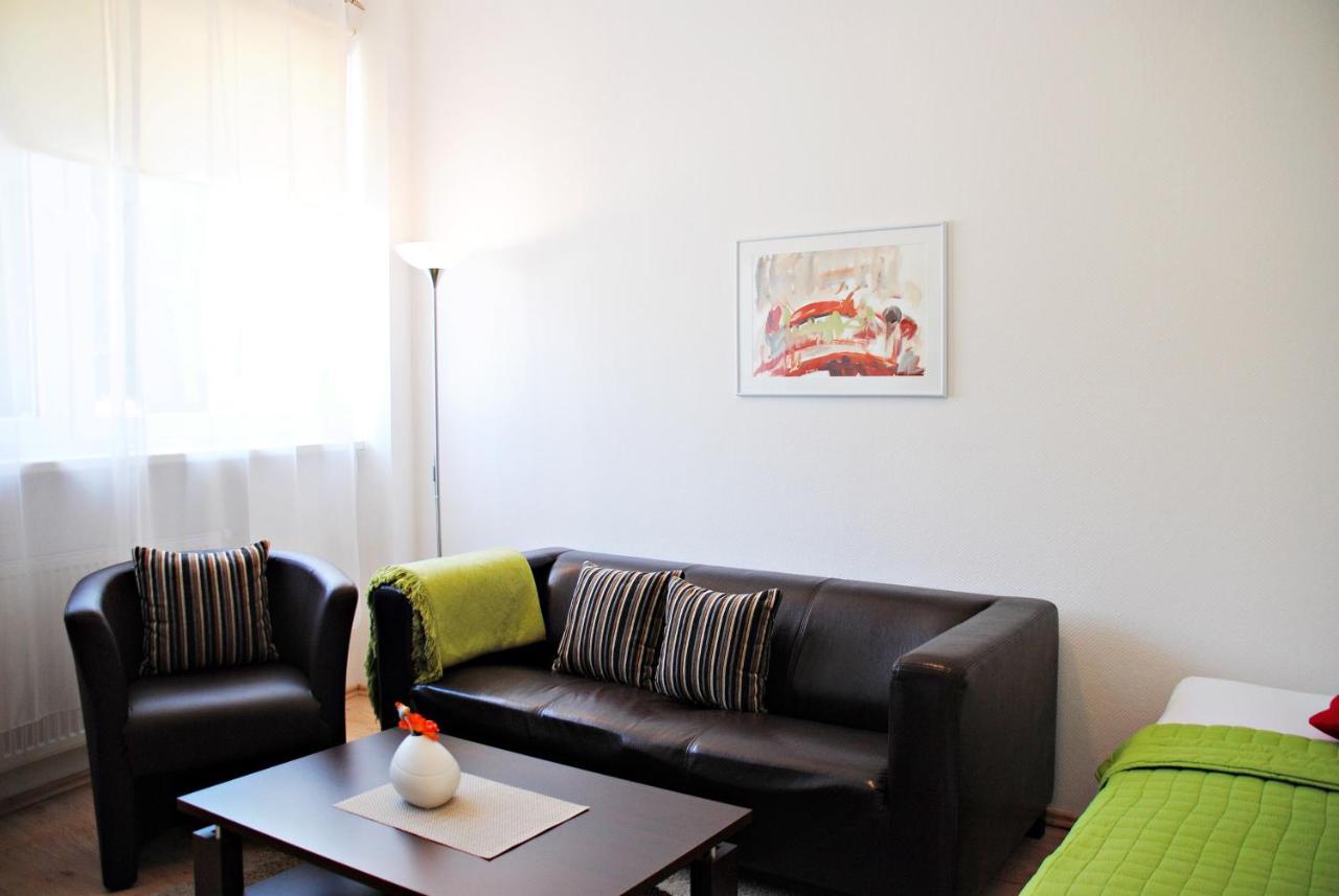 Appartementanlage-Ferienwohnungen Weisse Moewe ザスニッツ エクステリア 写真